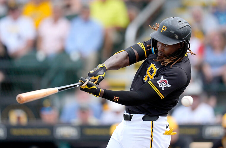 Bucs’ Contreras roughed up again